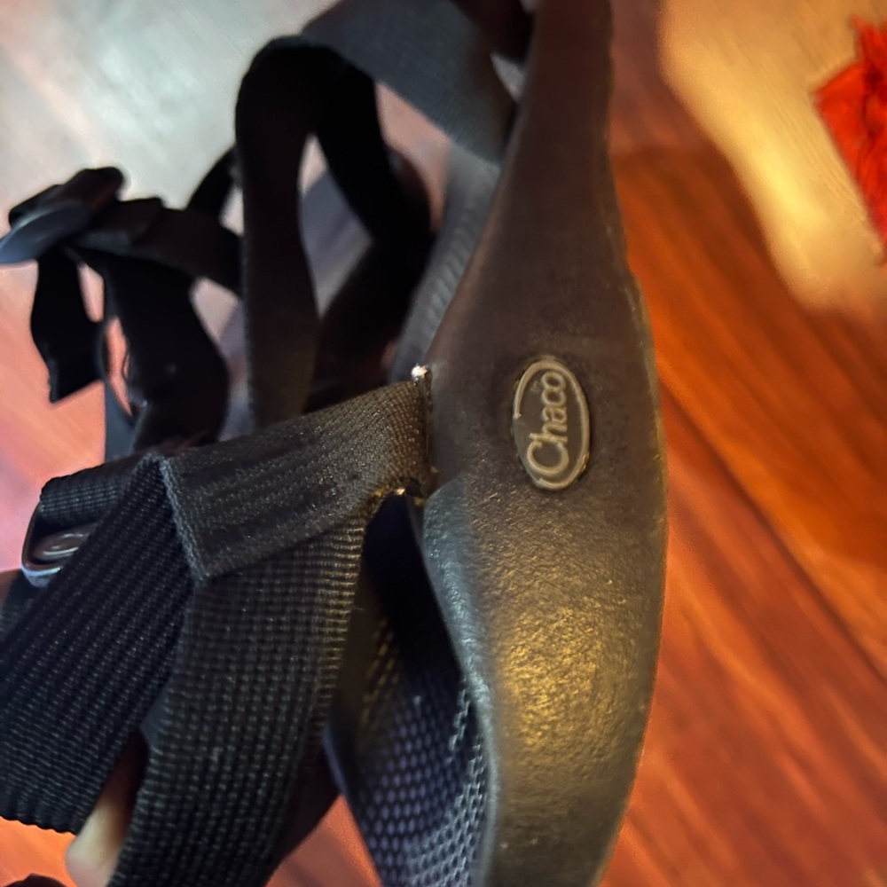 Chacos great condition - Picture 2 of 2